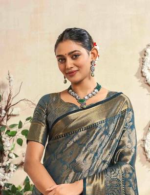 teal silk blend blend saree with unstitched blouse piece 4
