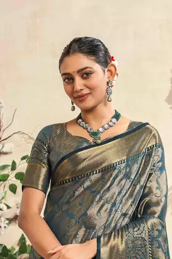 teal silk blend blend saree with unstitched blouse piece