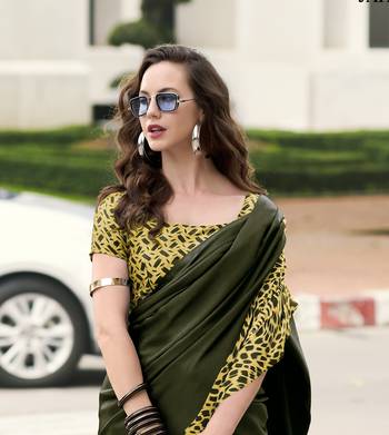 mehendi japan satin saree with unstitched blouse piece 5