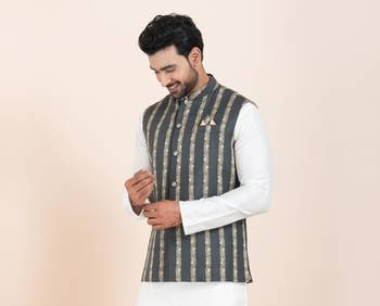 Woven Waistcoat For Mens 2
