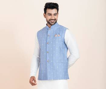 Woven Waistcoat For Mens 2
