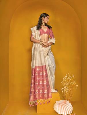 Cream handloom silk blend weaving zari work saree 2