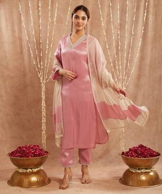 Pink pearl tissue kurta with narrow pants 4