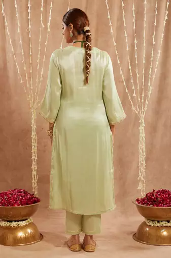 Minty scallop tissue kurta with 
narrow pants