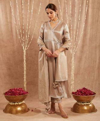 Brown shimmer  tissue angrakha with 
narrow pants 2