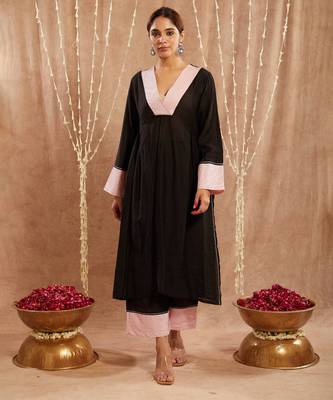 Black zari chanderi kurta with narrow pants 1