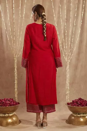 Red zari chanderi kurta with narrow pants