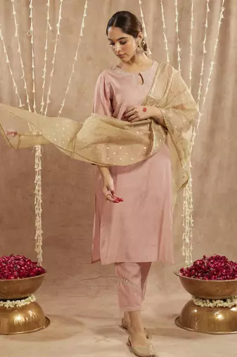 Peach dori chanderi kurta with narrow pants