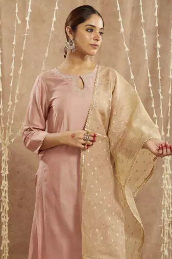 Peach dori chanderi kurta with narrow pants