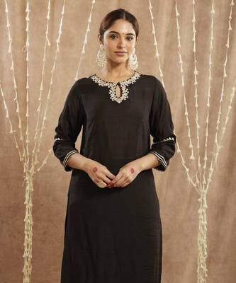 Black dori chanderi kurta with narrow pants 2