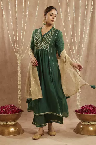 Emerald green gota chanderi kurta with 
wide leg pants