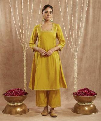 Lotus lime gota kurta with narrow pants 4
