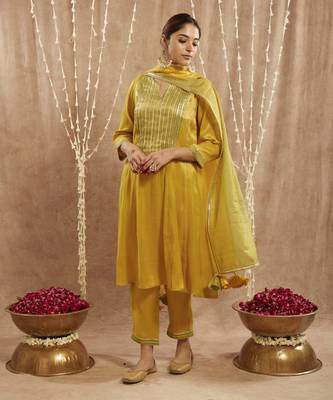Sunshine yoke tissue anarkali with 
narrow pants 2