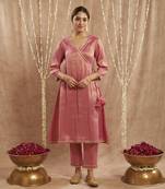 Pink scallop tissue angrakha with 
narrow pants