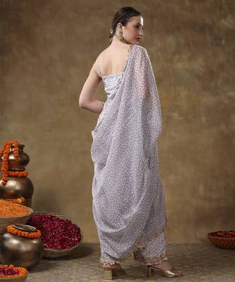 Meraki zeenat gotta lace work lavender floral kurta set with organza dupatta 5