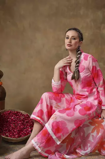 Meraki maya floral pink muslin kurta set with organza dupatta