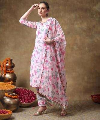 Meraki aamira pink floral muslin kurta set with organza dupatta 2