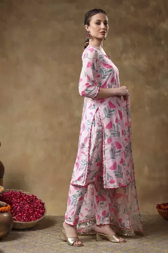 Meraki aamira pink floral muslin kurta set with organza dupatta