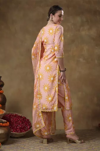 Meraki naila peach muslin printed kurta set with organza dupatta