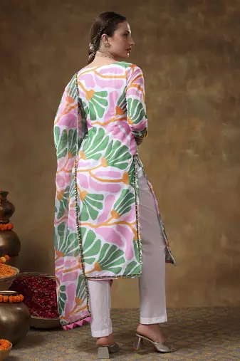 Meraki omera pink floral print muslin kurta set with organza dupatta