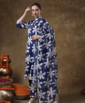 Meraki white flower blue muslin kurta set with organza dupatta 3