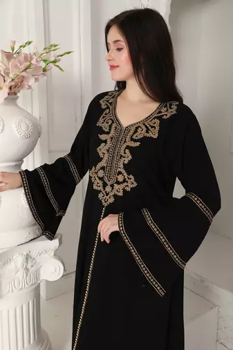Black polyester kaftan
