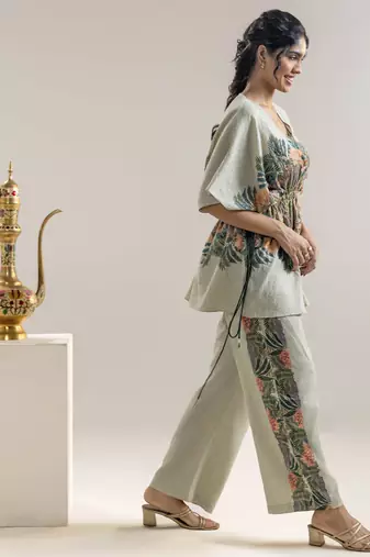 Kaira embellised kaftan set
