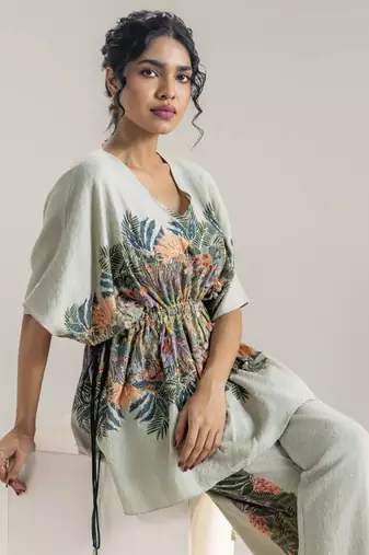 Kaira embellised kaftan set