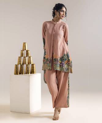 Kaira embellished kurta set 4