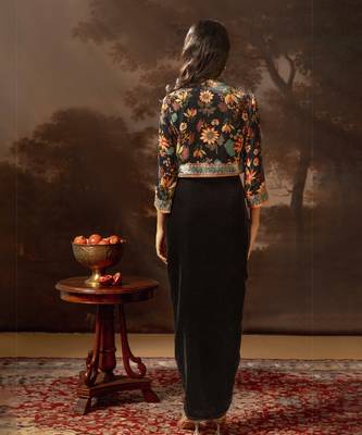 Black aarani embroidered drape skirt set 2