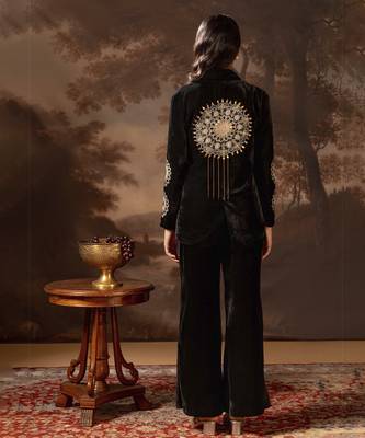 Black eraya embroidered blazer set 2