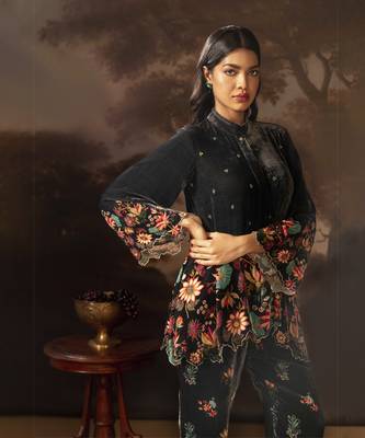 Black aarani embroidered co-ord set 2