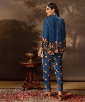 Blue aarani embroidered co-ord set 2
