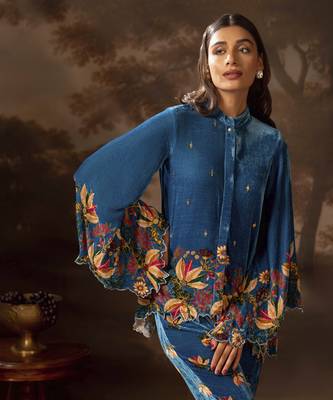 Blue aarani embroidered co-ord set 4