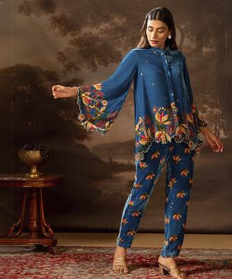 Blue aarani embroidered co-ord set 5