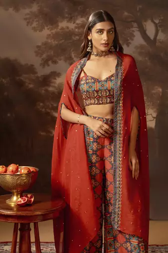 Red orani embroidered co-ord set with cape