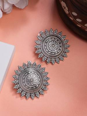  women silver plated oxidized circular shape stud earrings 1