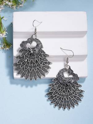  women's silver toned oxidized peacock design drop earrings 1