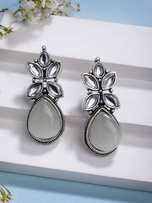  women white artificial stones silver plated drop earrings 1