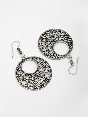  women ethnic silver-plated oxidized chandbali earrings 3