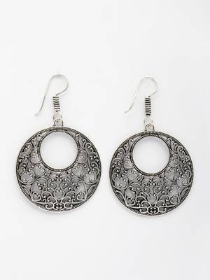  women ethnic silver-plated oxidized chandbali earrings 4