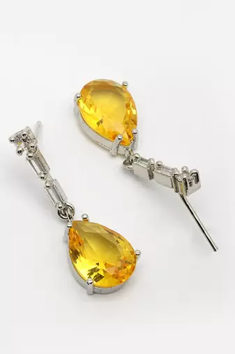  women's silver-plated yellow american diamond-studded handcrafted jewellery set