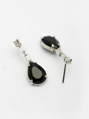  women's silver-plated black american diamond-studded handcrafted jewellery set 5