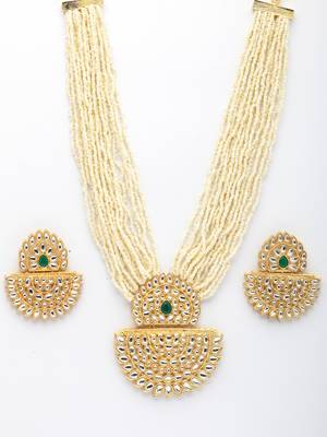  women's gold toned green stones & kundan studded jewellery set 2