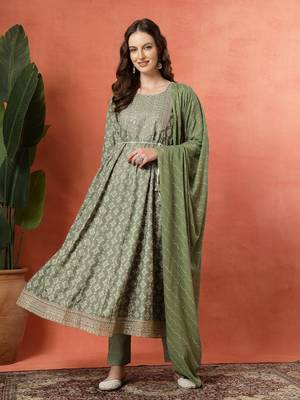 Green women embroidered printed anarkali kurta pant with dupatta set 1