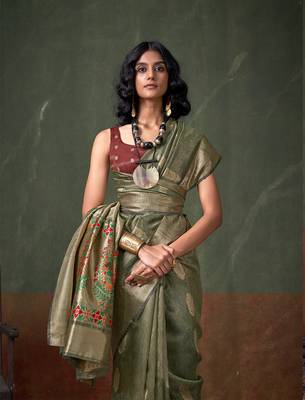 Weaving zari tissue silk blend saree in dark green 2