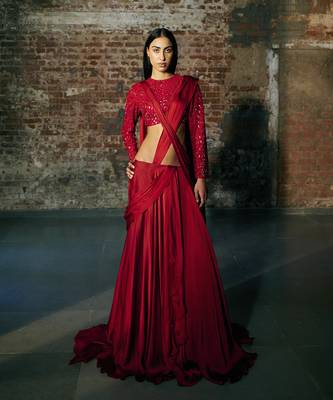 Red drape saree 1