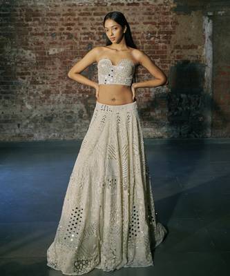 Ivory Swirl Lehenga Set Paird With Blouse And Dupatta 3
