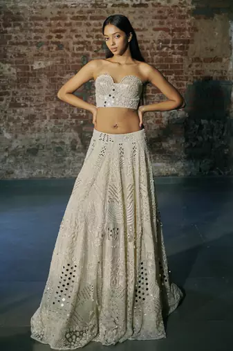 Ivory Swirl Lehenga Set Paird With Blouse And Dupatta