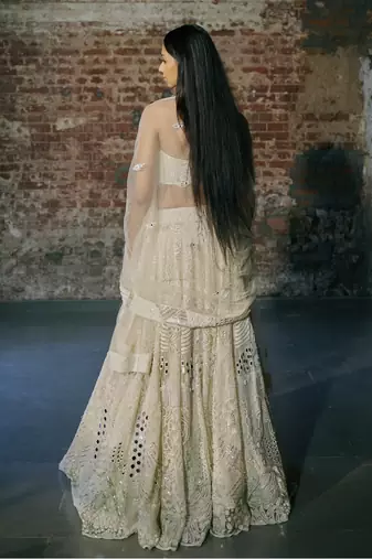 Ivory Swirl Lehenga Set Paird With Blouse And Dupatta